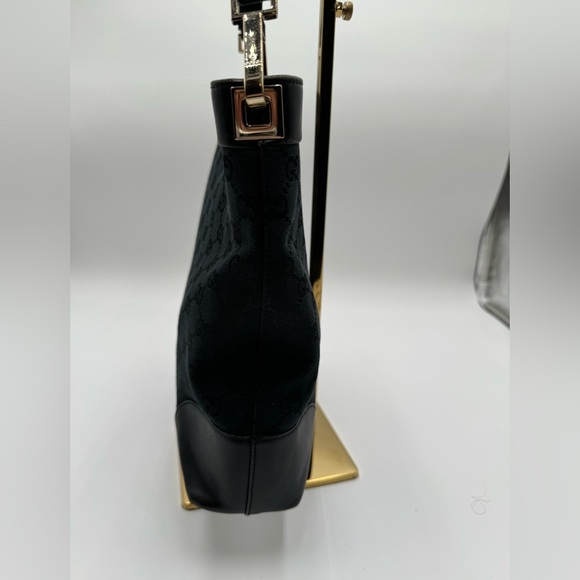 Gucci-Authentic-GG Canvas Shoulder Bag Black Leather - Picture 4 of 15